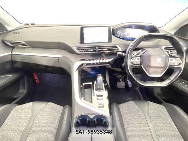 Peugeot 5008 2019-07 7980559-1