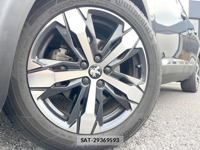 Peugeot 5008 2018-08 8037578-14