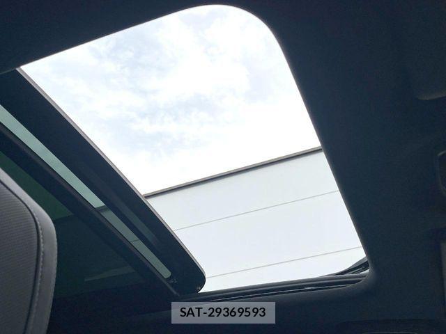 Peugeot 5008 2018-08 8037578-3