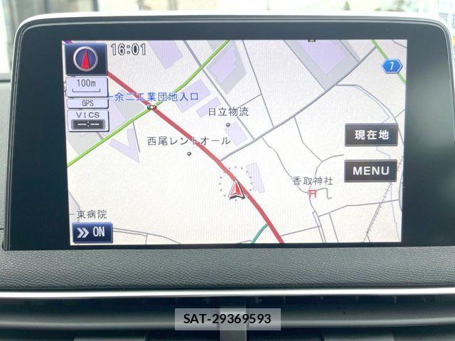 Peugeot 5008 2018-08 8037578-4