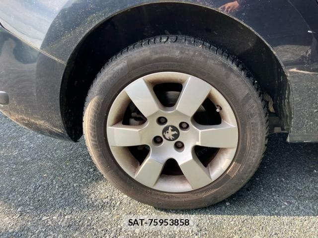 Peugeot 5008 2015-09 8075110-4