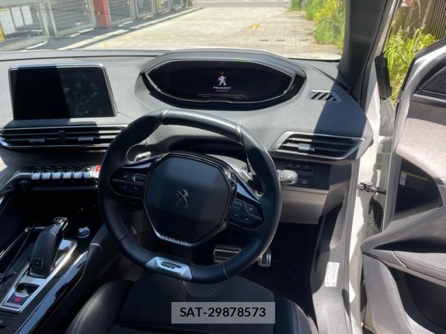 Peugeot 5008 2021-04 8101188-17