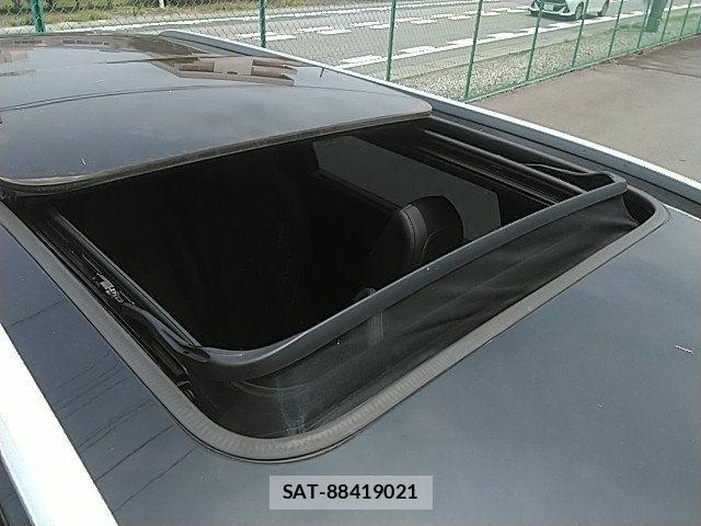 Peugeot 5008 2019-11 8131861-23