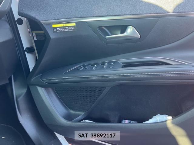 Peugeot 5008 2020-02 8209514-25