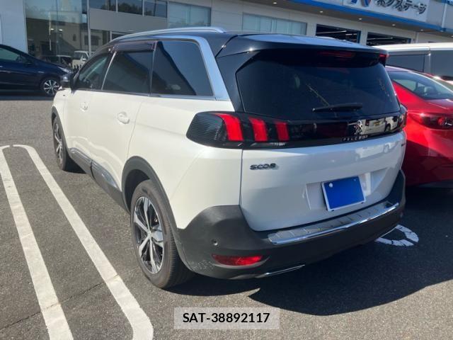 Peugeot 5008 2020-02 8209514-2