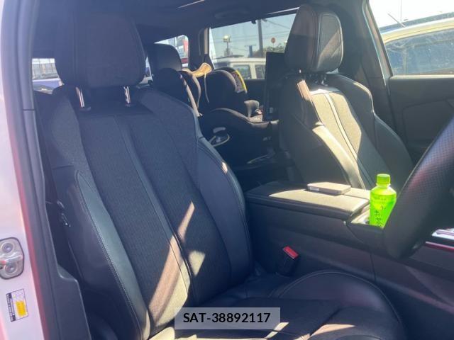 Peugeot 5008 2020-02 8209514-29