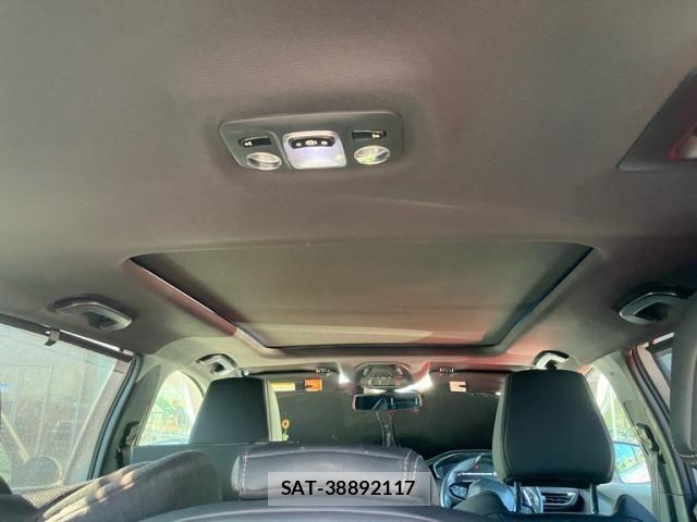 Peugeot 5008 2020-02 8209514-7