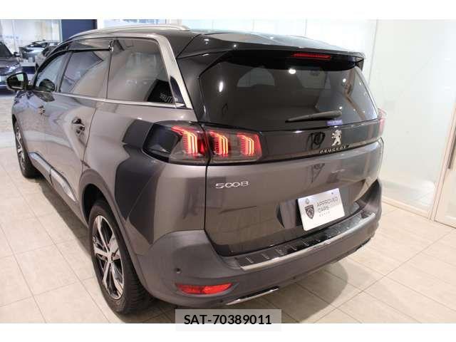 Peugeot 5008 2022-11 8316363-11