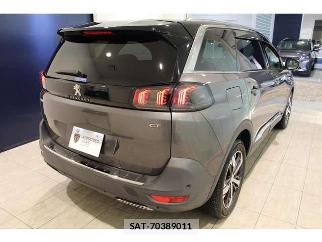 Peugeot 5008 2022-11 8316363-15