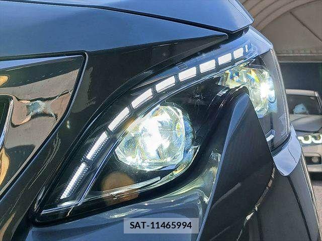 Peugeot 5008 2017-11 8316365-12