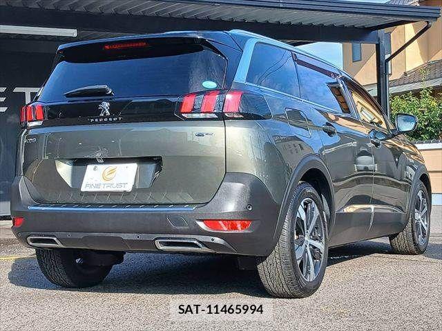 Peugeot 5008 2017-11 8316365-18