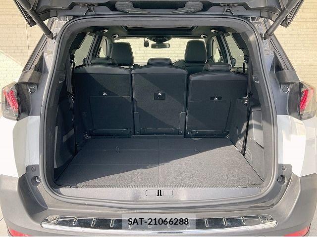 Peugeot 5008 2022-06 8316364-13