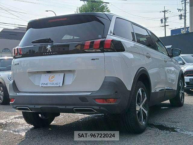 Peugeot 5008 2018-10 8337372-17