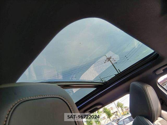 Peugeot 5008 2018-10 8337372-3