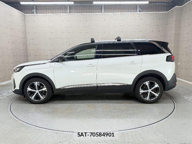 Peugeot 5008 2021-10 8337370-10