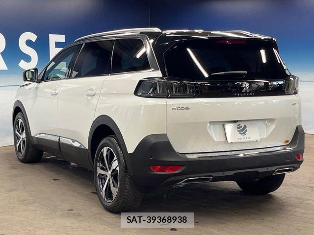 Peugeot 5008 2021-06 8337369-18