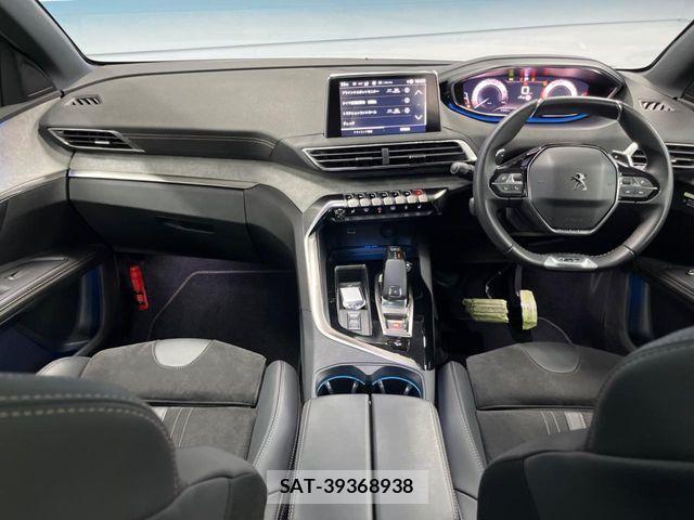Peugeot 5008 2021-06 8337369-1