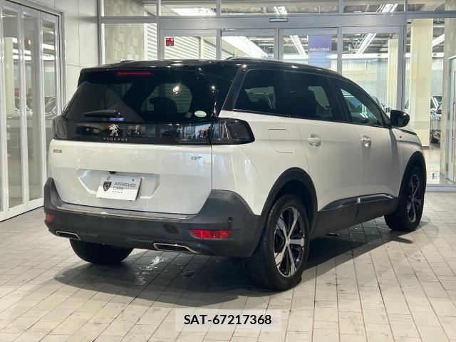 Peugeot 5008 2021-02 8355326-1