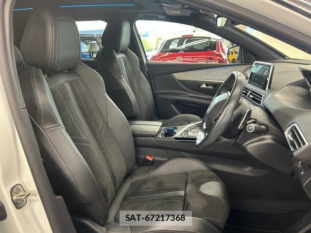 Peugeot 5008 2021-02 8355326-8