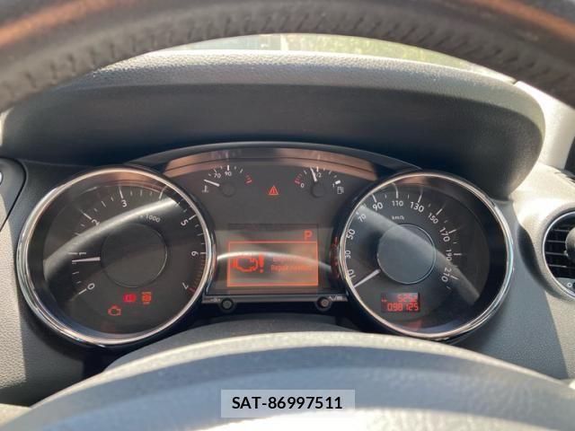 Peugeot 5008 2013-05 8372044-14