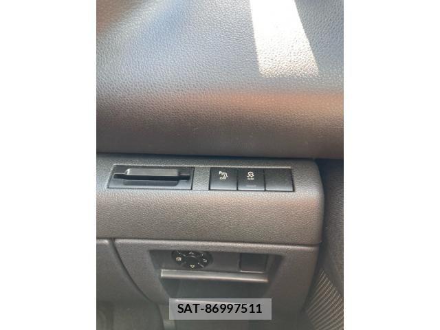 Peugeot 5008 2013-05 8372044-15