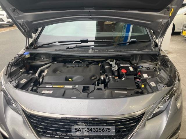 Peugeot 5008 2020-07 8414341-12