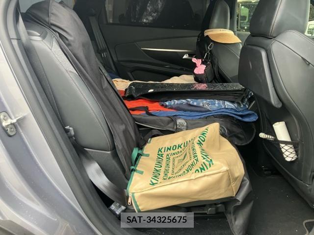Peugeot 5008 2020-07 8414341-15