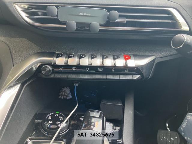 Peugeot 5008 2020-07 8414341-23