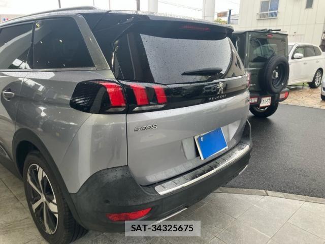 Peugeot 5008 2020-07 8414341-3