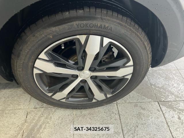 Peugeot 5008 2020-07 8414341-5