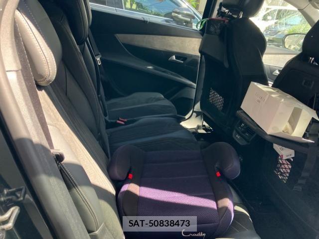 Peugeot 5008 2021-03 8563165-20