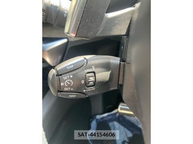 Peugeot 5008 2020-01 8628353-13