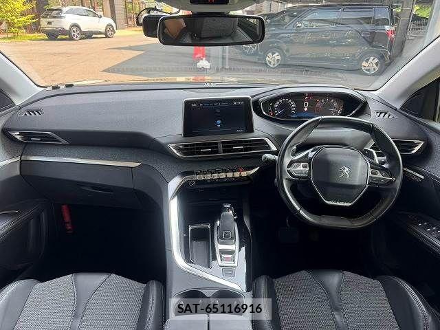 Peugeot 5008 2018-07 8628355-1