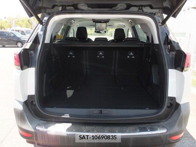 Peugeot 5008 2018-02 8628356-13