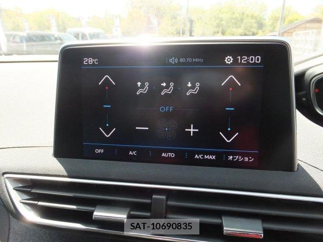 Peugeot 5008 2018-02 8628356-24