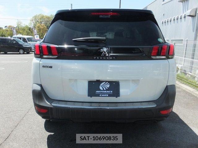 Peugeot 5008 2018-02 8628356-4