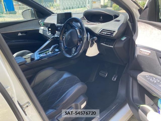 Peugeot 5008 2018-04 8745181-8