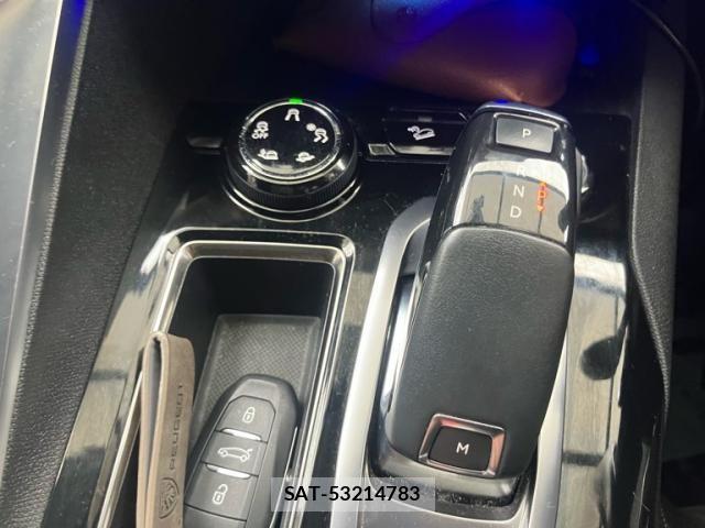 Peugeot 5008 2017-10 8745180-27
