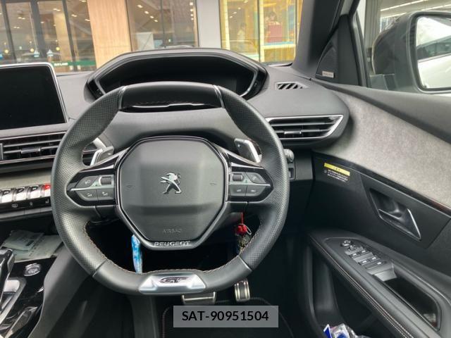 Peugeot 5008 2023-11 8831054-12