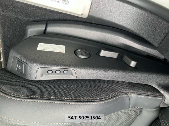Peugeot 5008 2023-11 8831054-14