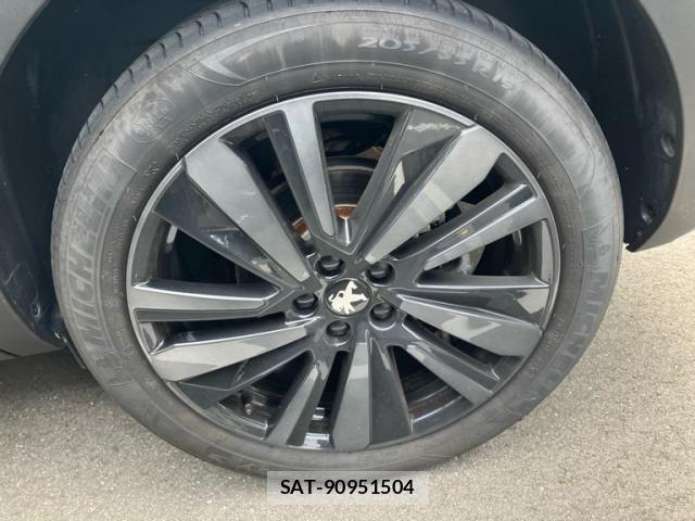 Peugeot 5008 2023-11 8831054-16