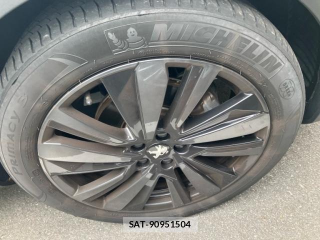 Peugeot 5008 2023-11 8831054-19