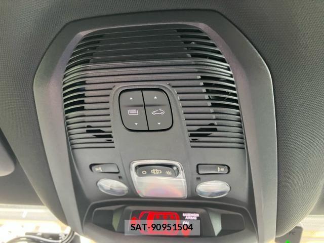 Peugeot 5008 2023-11 8831054-27