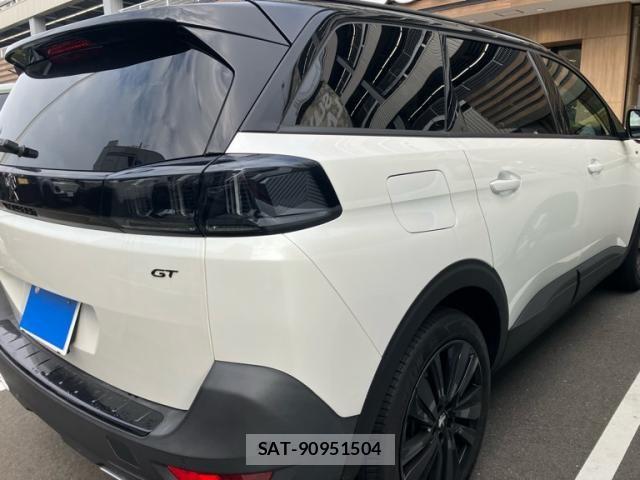 Peugeot 5008 2023-11 8831054-3