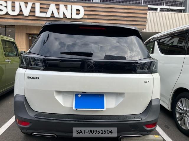 Peugeot 5008 2023-11 8831054-4