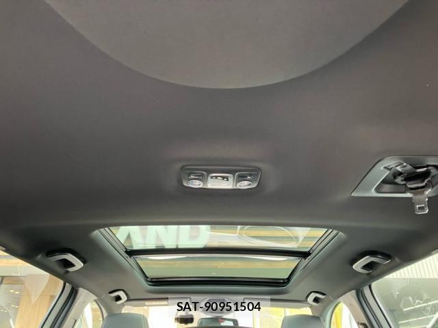 Peugeot 5008 2023-11 8831054-6