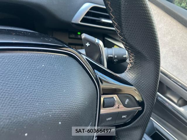 Peugeot 5008 2021-10 8871815-18
