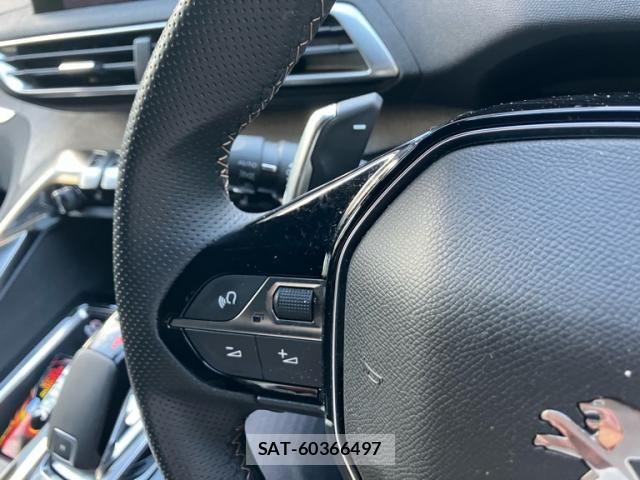 Peugeot 5008 2021-10 8871815-19