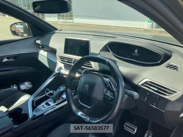 Peugeot 5008 2018-02 8881531-10