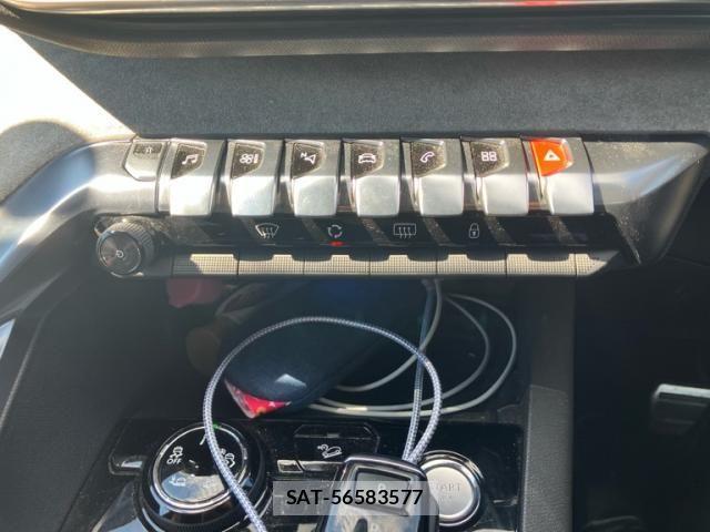 Peugeot 5008 2018-02 8881531-15